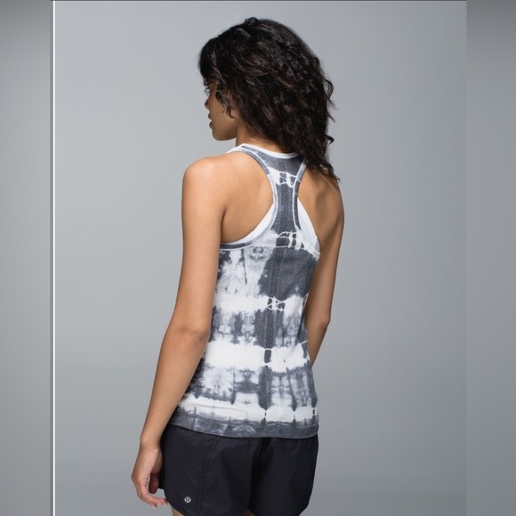 Lululemon Women's Tie-Dye Swiftly Tank Top Size 4 - Picture 2 of 13